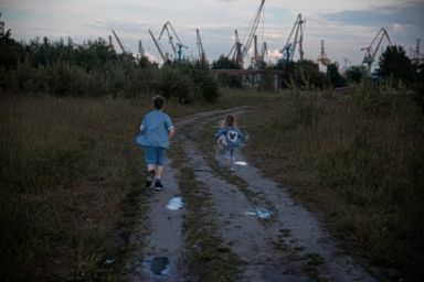 Росія навчає українських дітей воювати