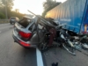Смертельна ДТП у Києві: легковик врізався у вантажівку, загинули мати з дитиною