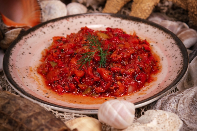 Сырая аджика на зиму