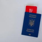 Украинцев призвали ставить штамп в паспорт при выезде за границу: в чем причина