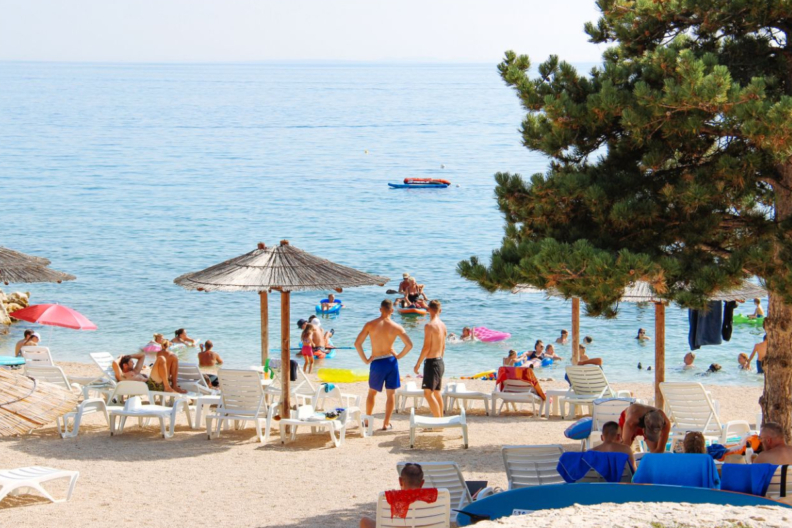 Фото Pexels відпочинок на морі у вересні 2026