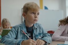 Штраф до 11 900 грн: мовний омбудсмен нагадала про правила для шкіл