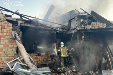 Обстрел Киева сегодня: есть пострадавший, поврежденные дома и учебное заведение