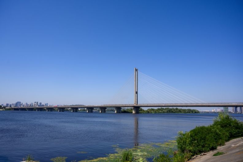 мости києва через дніпро